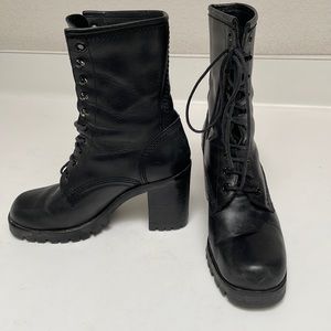 Guess lace up boots